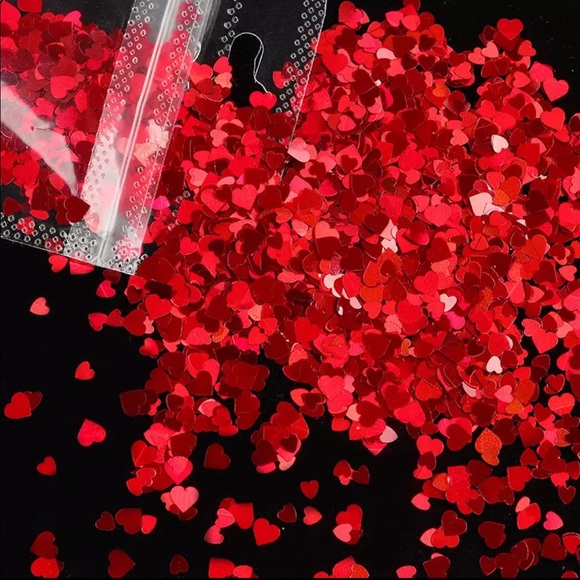 💕Heart shape 3D Nail Decor💕 - Picture 7 of 16